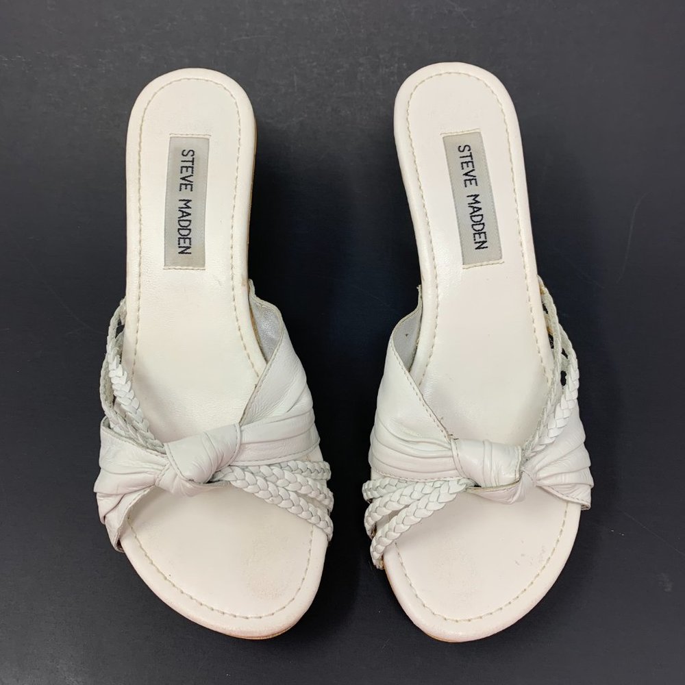 (SOLD)Steve Madden Knotted Leather Mule - Picture 2 of 9
